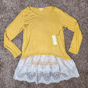Me & U Women's Yellow Long Sleeve Sweater White Lace Accent Size Large